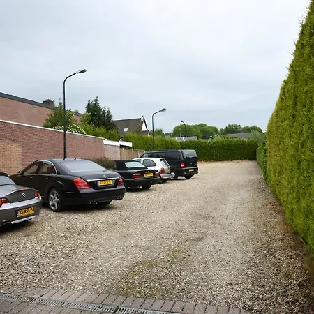 酒店 De Uitkijk 法尔肯堡