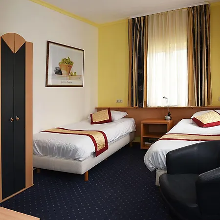 De Uitkijk 3* 法尔肯堡