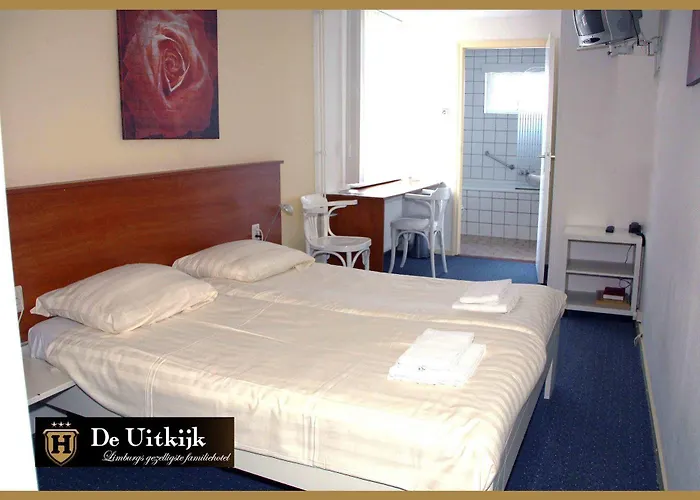 酒店 De Uitkijk 3*