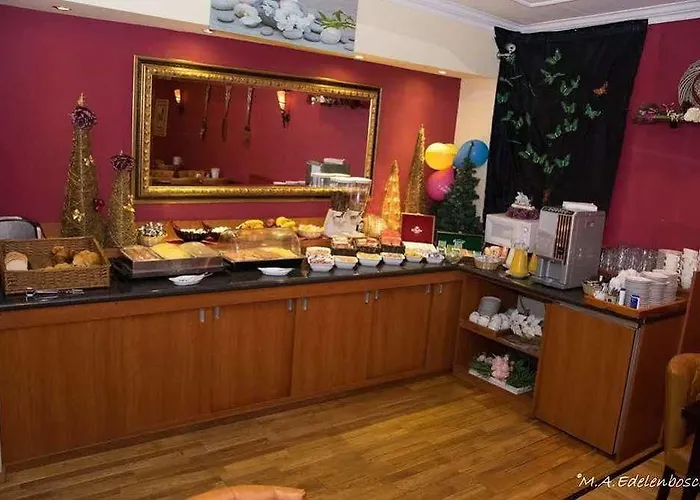 De Uitkijk 法尔肯堡